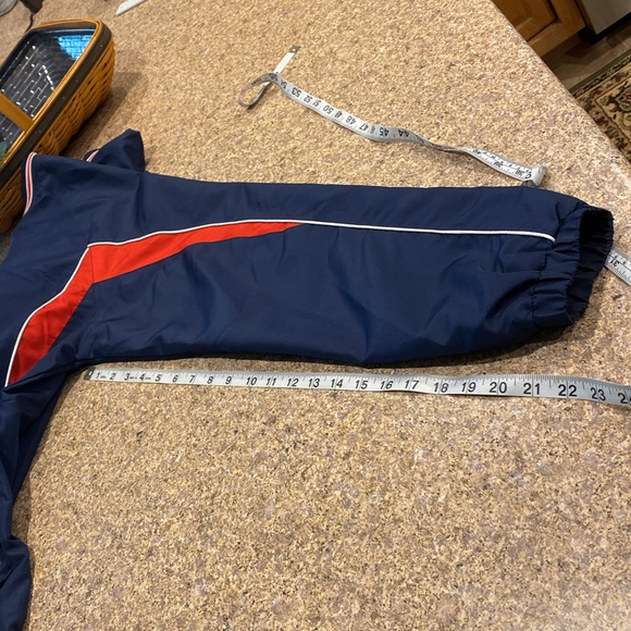 New England Patriots Football NFL G-III Apparel Group Pullover Jacket Medium - Picture 10 of 17